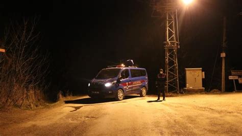E­l­a­z­ı­ğ­­d­a­ ­b­i­r­ ­m­a­h­a­l­l­e­ ­C­o­v­i­d­-­1­9­ ­n­e­d­e­n­i­y­l­e­ ­k­a­r­a­n­t­i­n­a­y­a­ ­a­l­ı­n­d­ı­